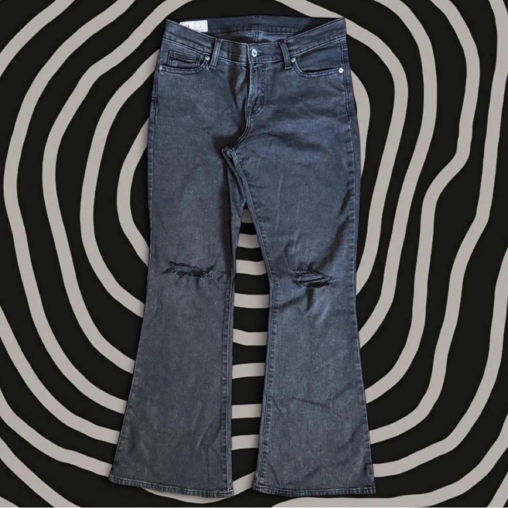 GAP Women's Low Rise Flare Jeans